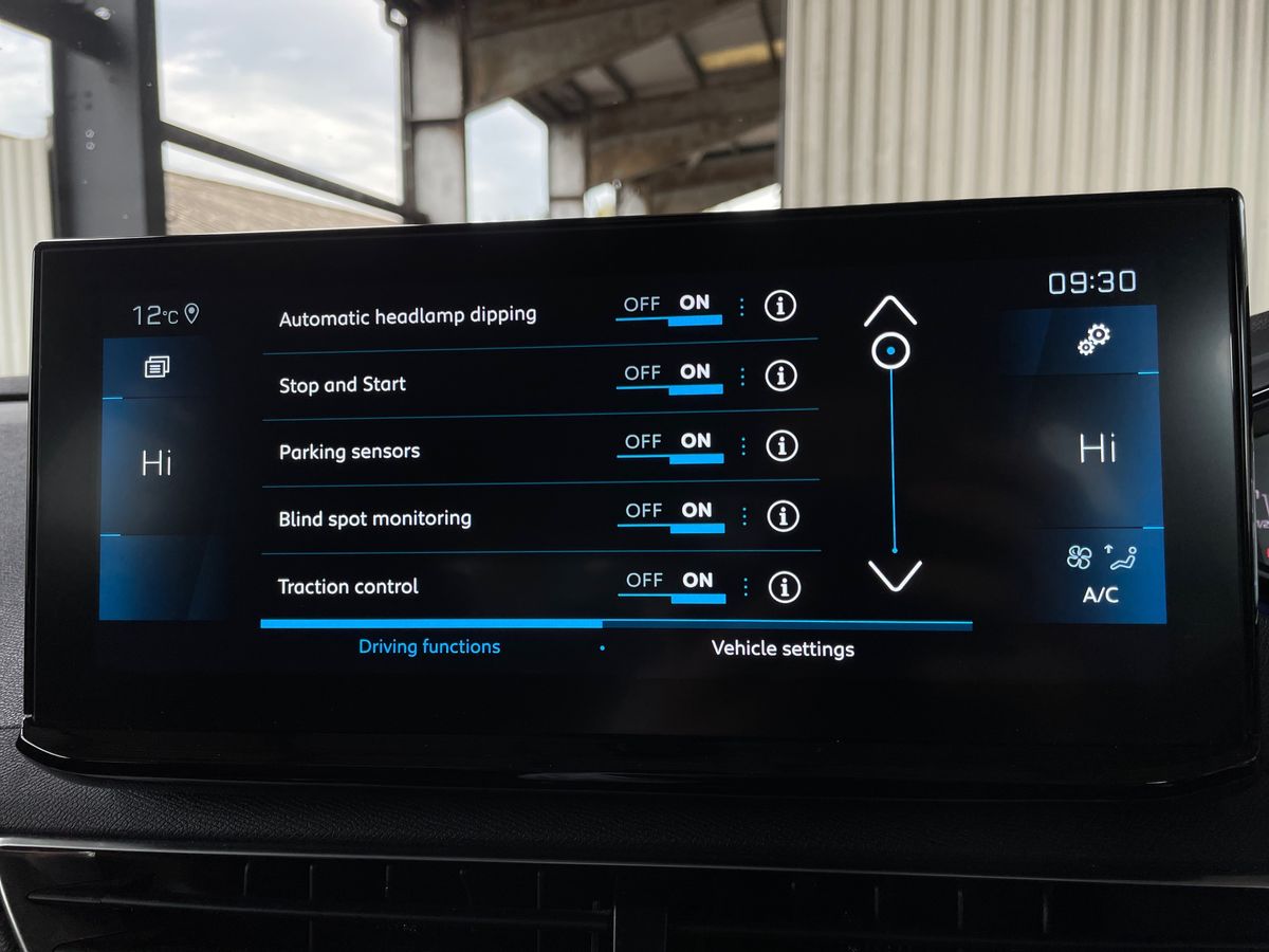Used Peugeot 3008 2022 for sale - 76130858: Photo 43