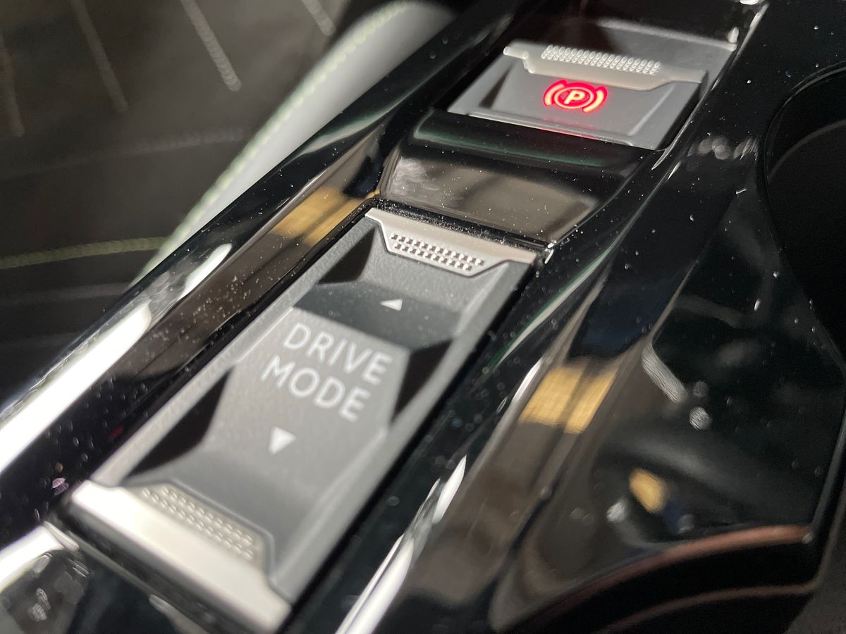 Used Peugeot 2008 2025 for sale - 76487175: Photo 41