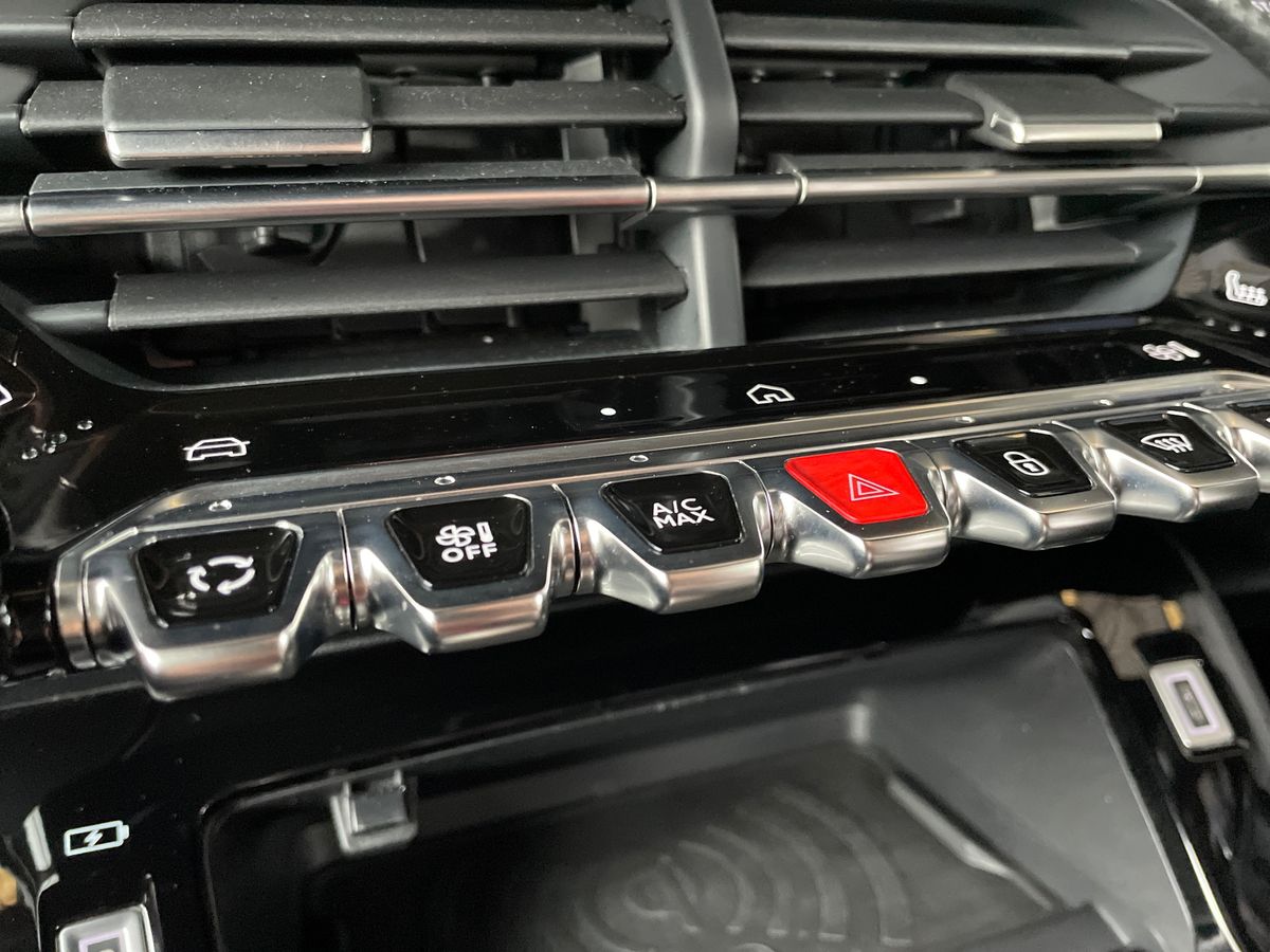 Used Peugeot 2008 2025 for sale - 76487175: Photo 42