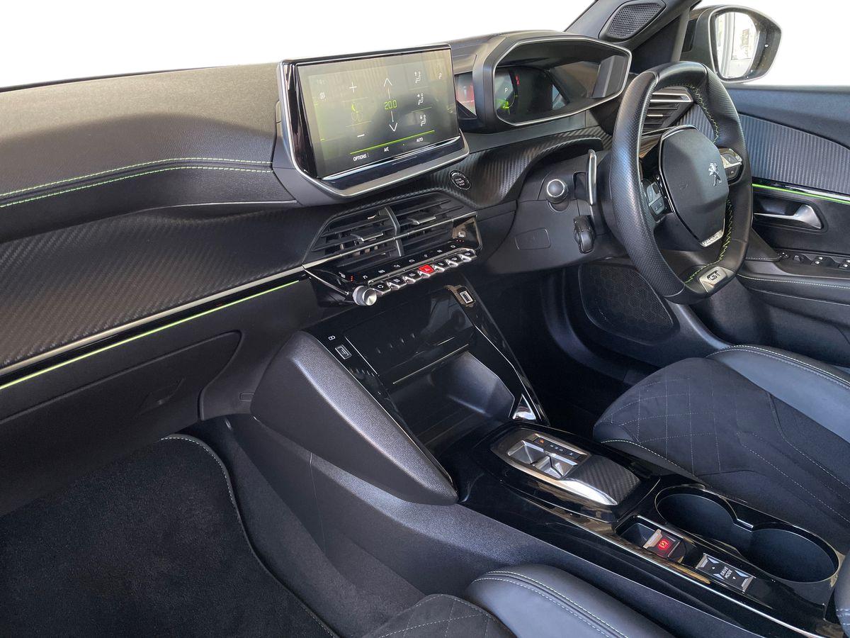 Used Peugeot 2008 2022 for sale - 76873685: Photo 18