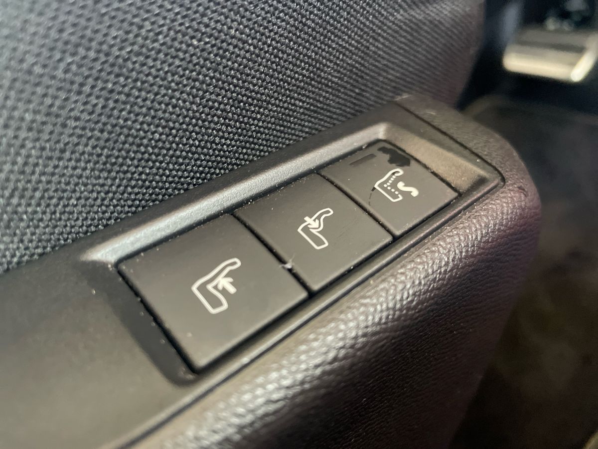 Used Peugeot 2008 2022 for sale - 76523626: Photo 40