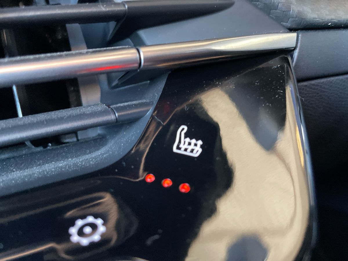 Used Peugeot 2008 2022 for sale - 76523626: Photo 43