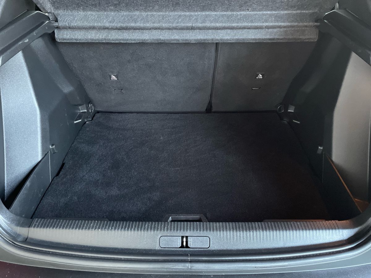 Used Peugeot 2008 2021 for sale - 77055670: Photo 17