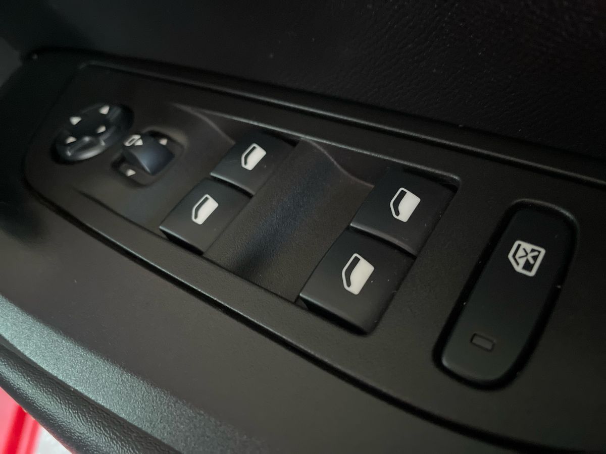 Used Peugeot 2008 2021 for sale - 77055670: Photo 24