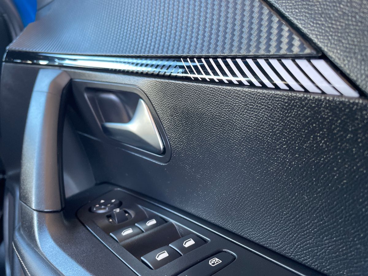 Used Peugeot 2008 2024 for sale - 78117713: Photo 37