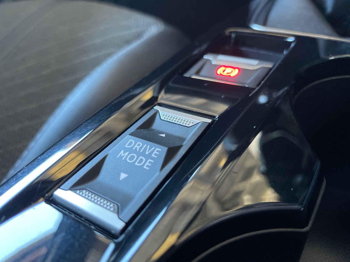 Used Peugeot 2008 2024 for sale - 78117713: Photo 41