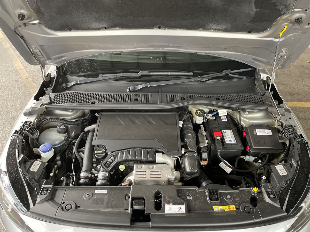 Vehicle 33