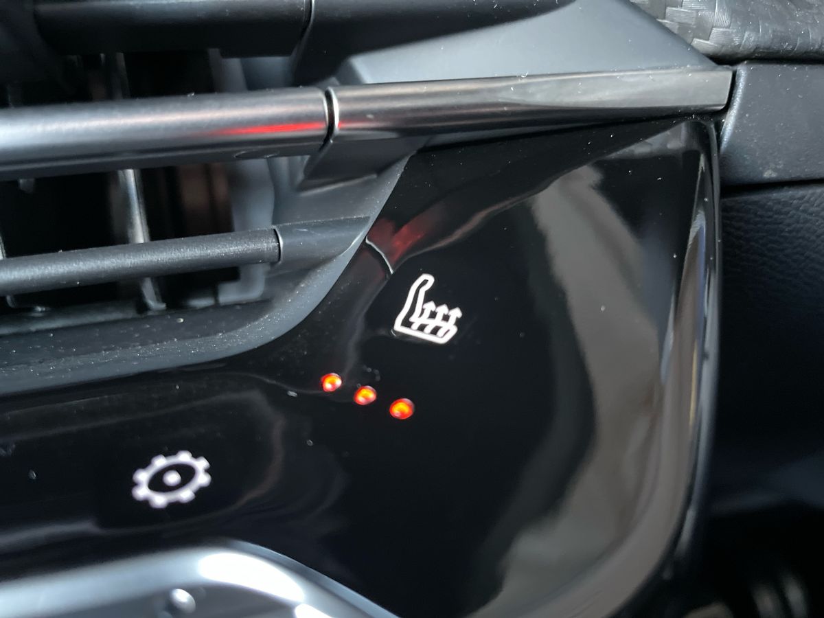 Used Peugeot 2008 2023 for sale - 76871166: Photo 41