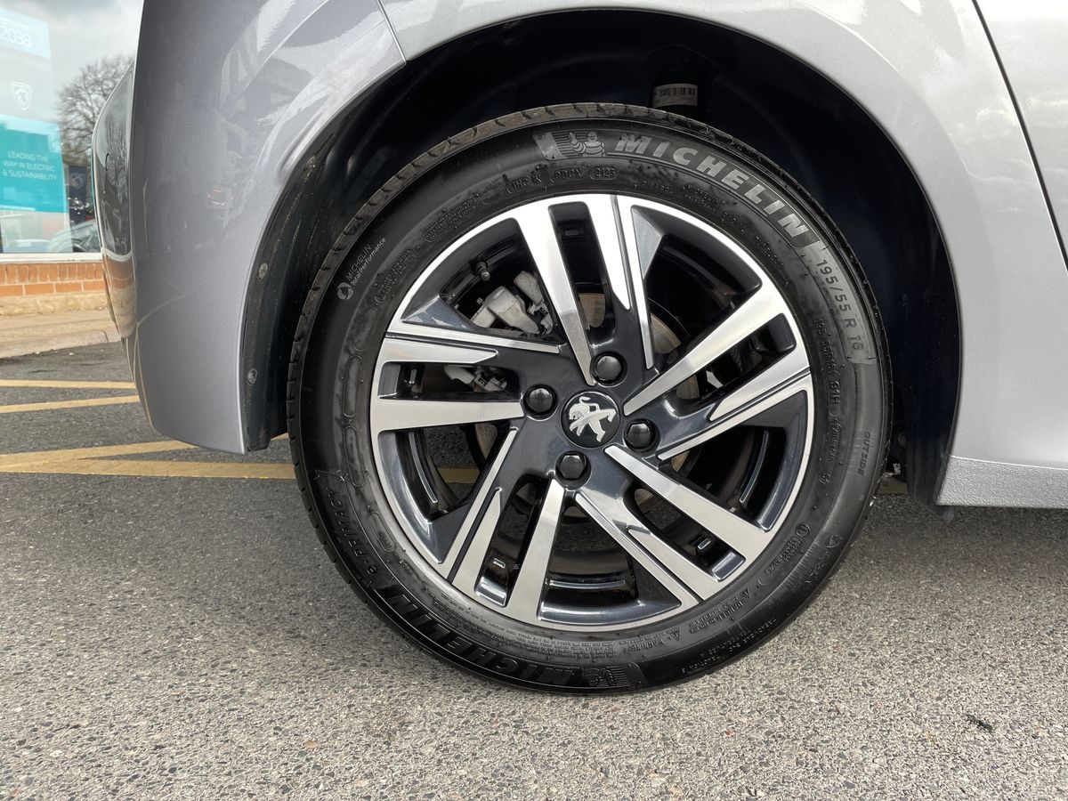 Used Peugeot 208 2023 for sale - 78187011: Photo 11