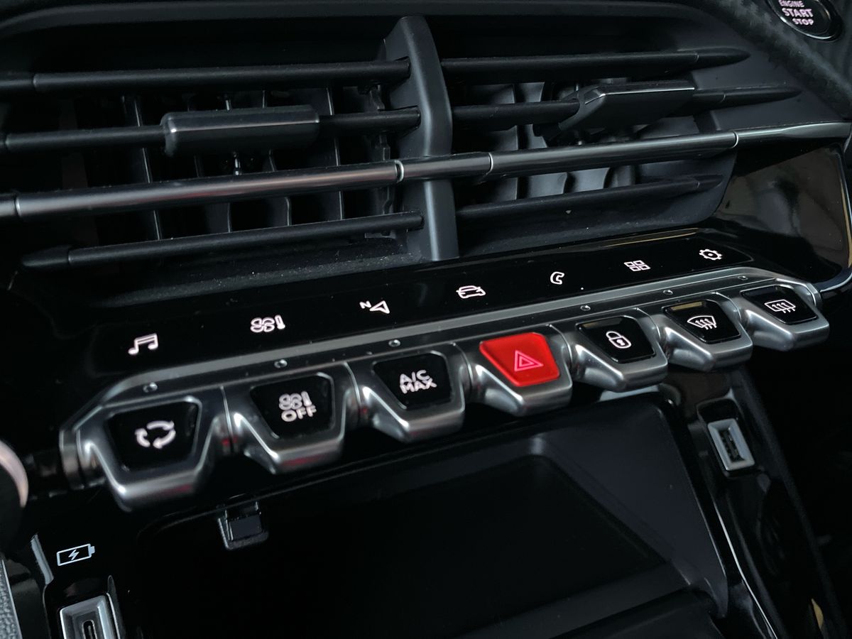 Used Peugeot 2008 2022 for sale - 77434760: Photo 39