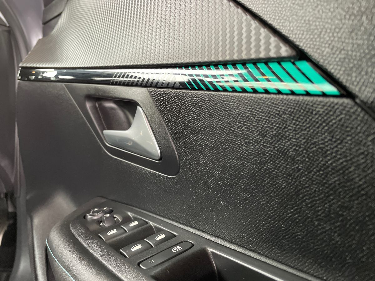 Used Peugeot 208 2023 for sale - 77885409: Photo 36