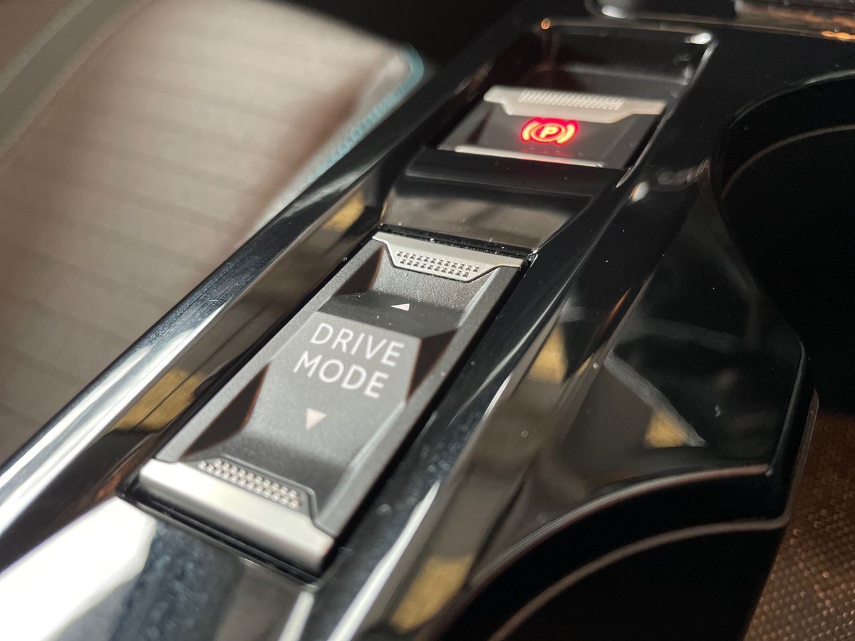 Used Peugeot 208 2023 for sale - 77885409: Photo 37