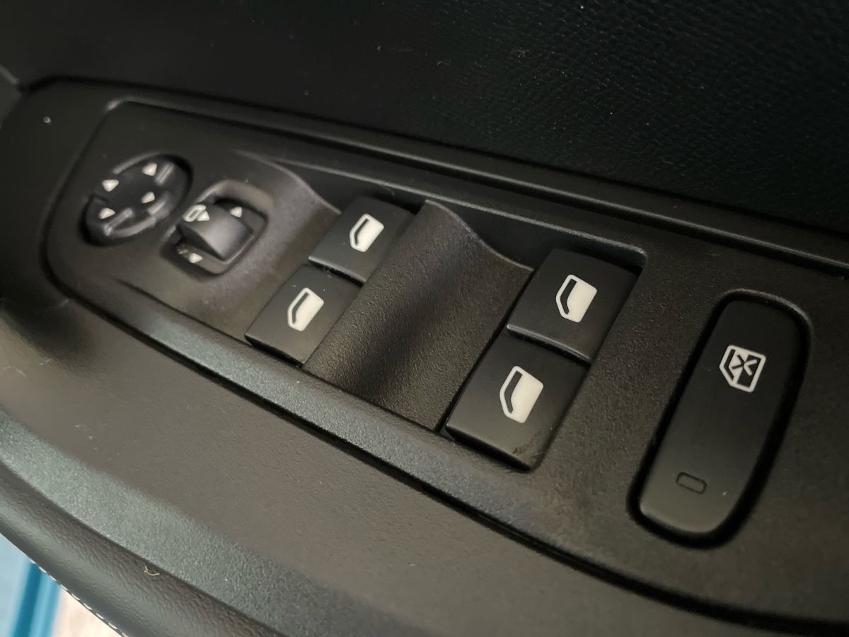 Used Peugeot 2008 2025 for sale - 76921842: Photo 24