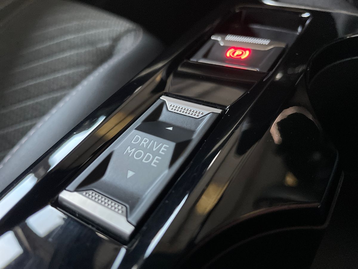 Used Peugeot 2008 2025 for sale - 76921842: Photo 37