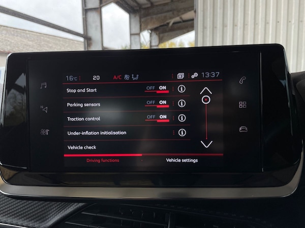 Used Peugeot 2008 2023 for sale - 76315822: Photo 42