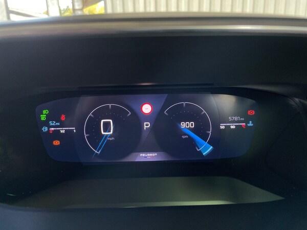 Used Peugeot 2008 2023 for sale - 76191177: Photo 23