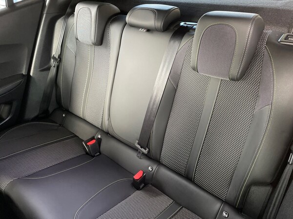 Used Peugeot 2008 2023 for sale - 76191177: Photo 28