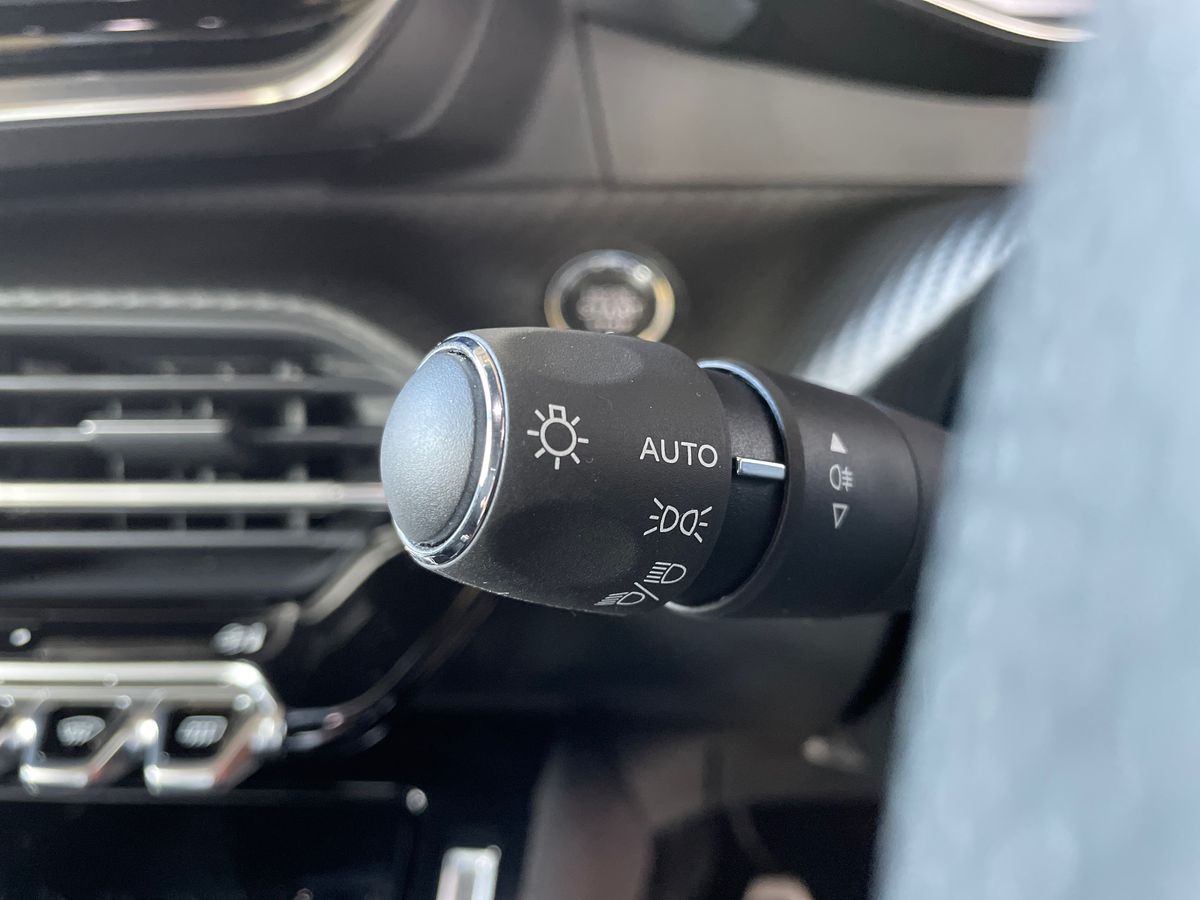 Used Peugeot 208 2024 for sale - 76870158: Photo 38