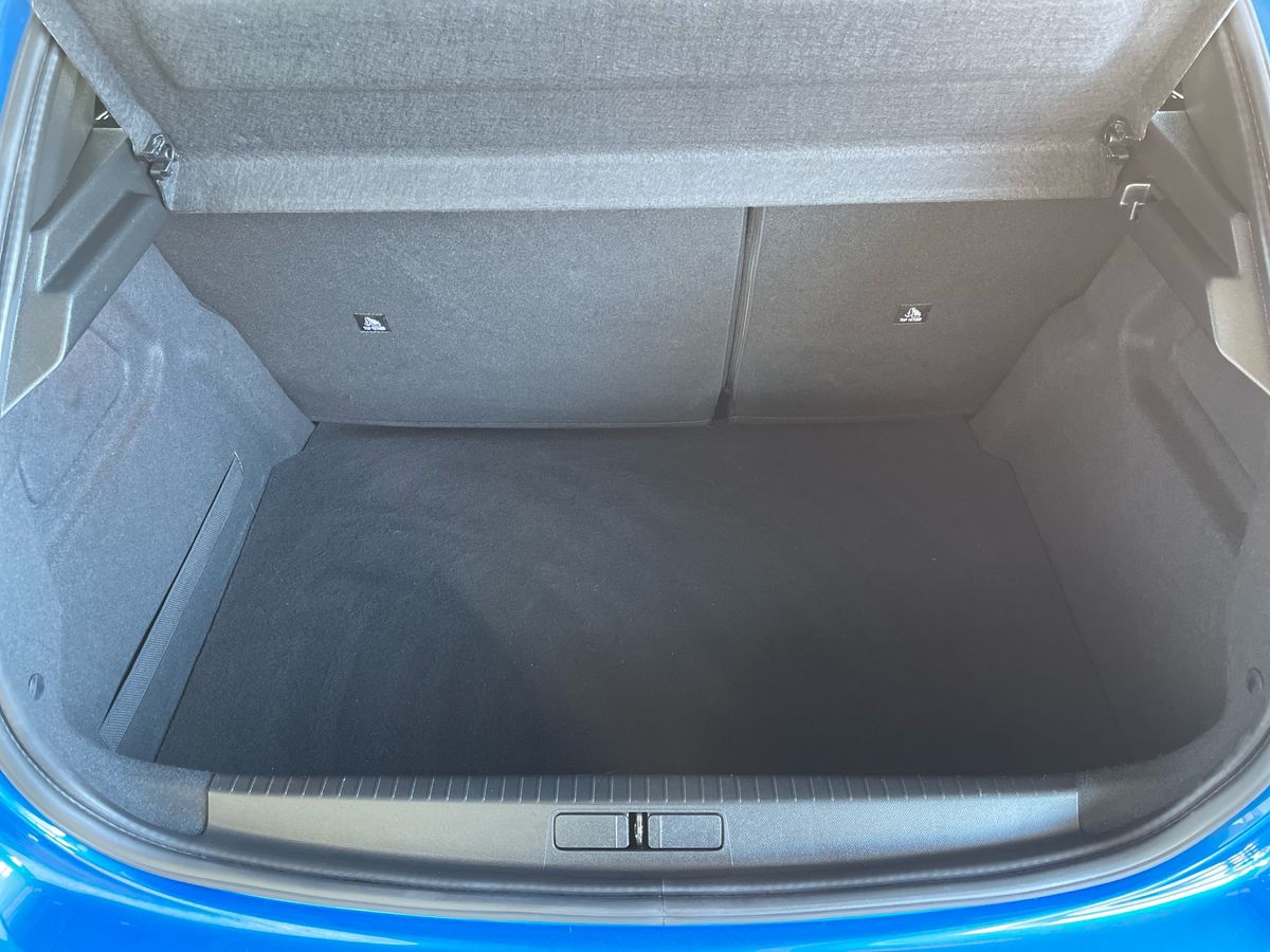 Used Peugeot 208 2023 for sale - 78117709: Photo 17