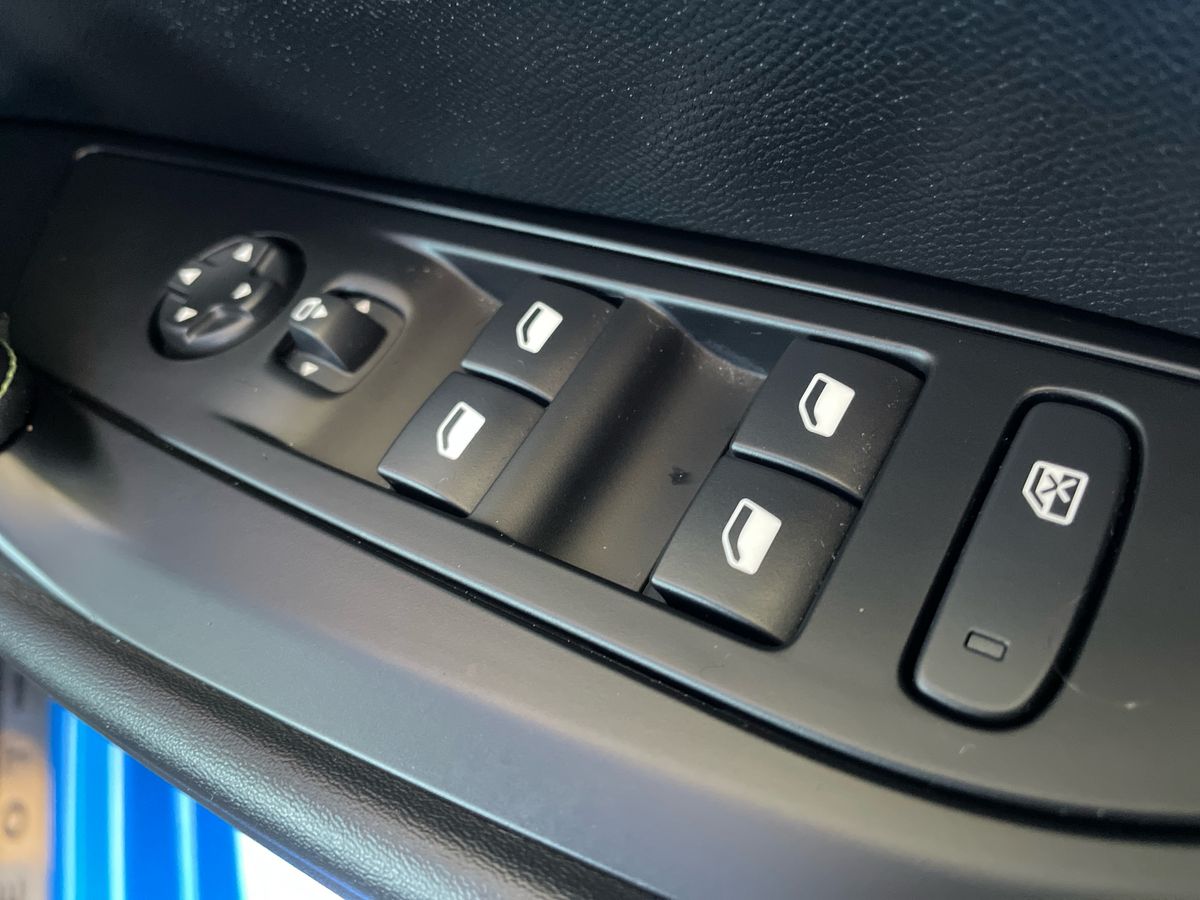 Used Peugeot 208 2023 for sale - 78117709: Photo 24