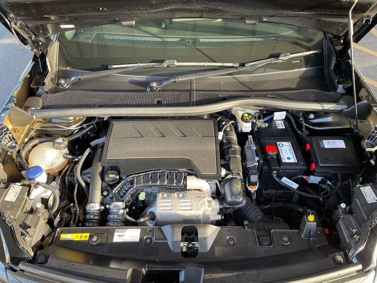 Used Peugeot 2008 2024 for sale - 76901318: Photo 33