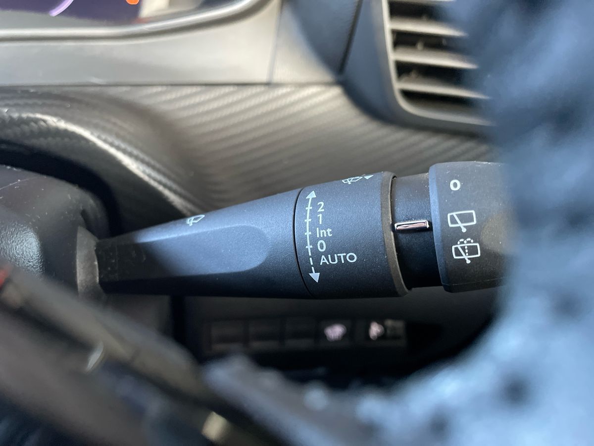 Used Peugeot 2008 2024 for sale - 76901318: Photo 41