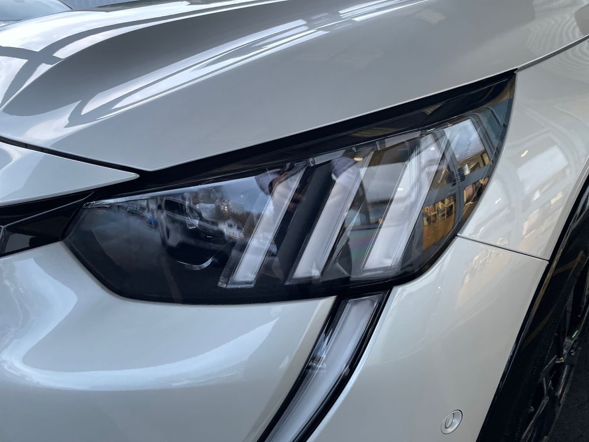 Used Peugeot 208 2022 for sale - 76872857: Photo 32