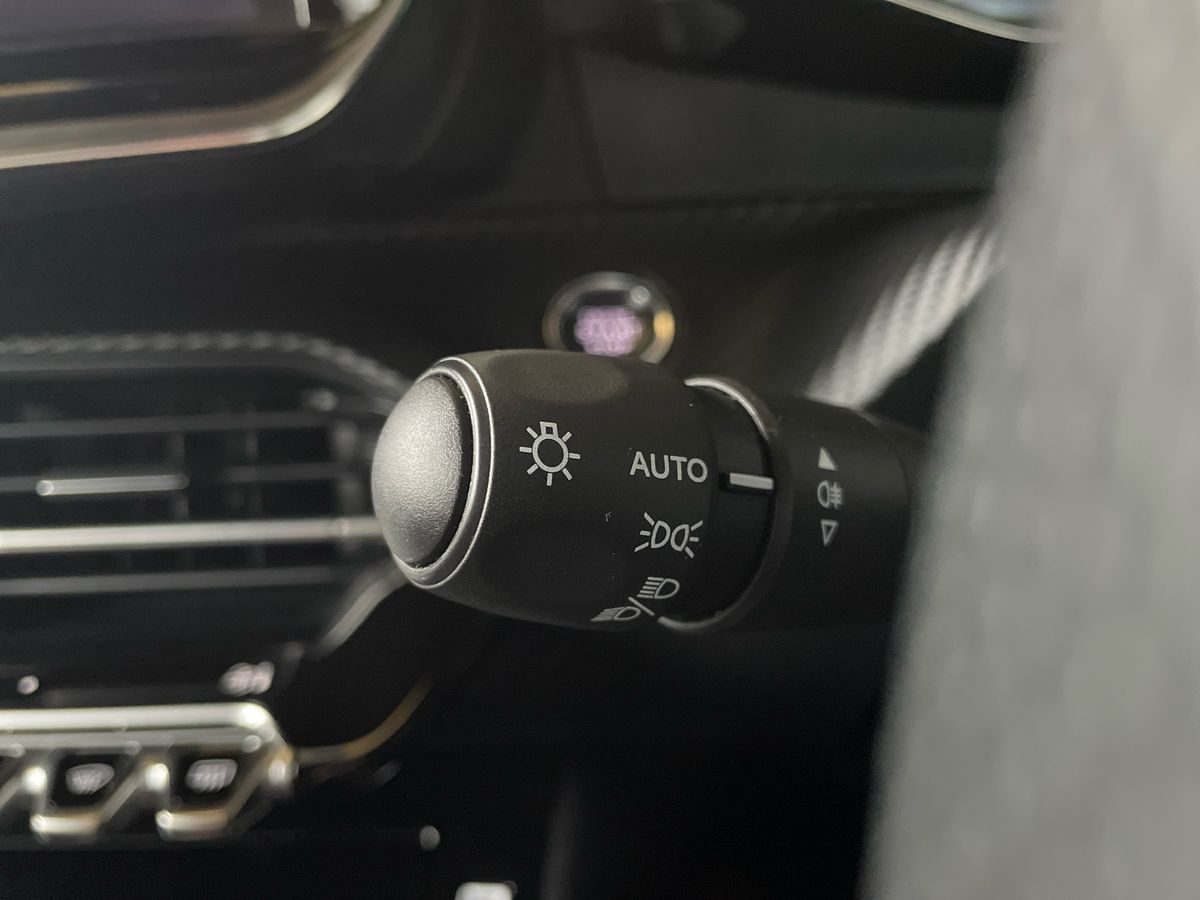 Used Peugeot 2008 2024 for sale - 77600324: Photo 39