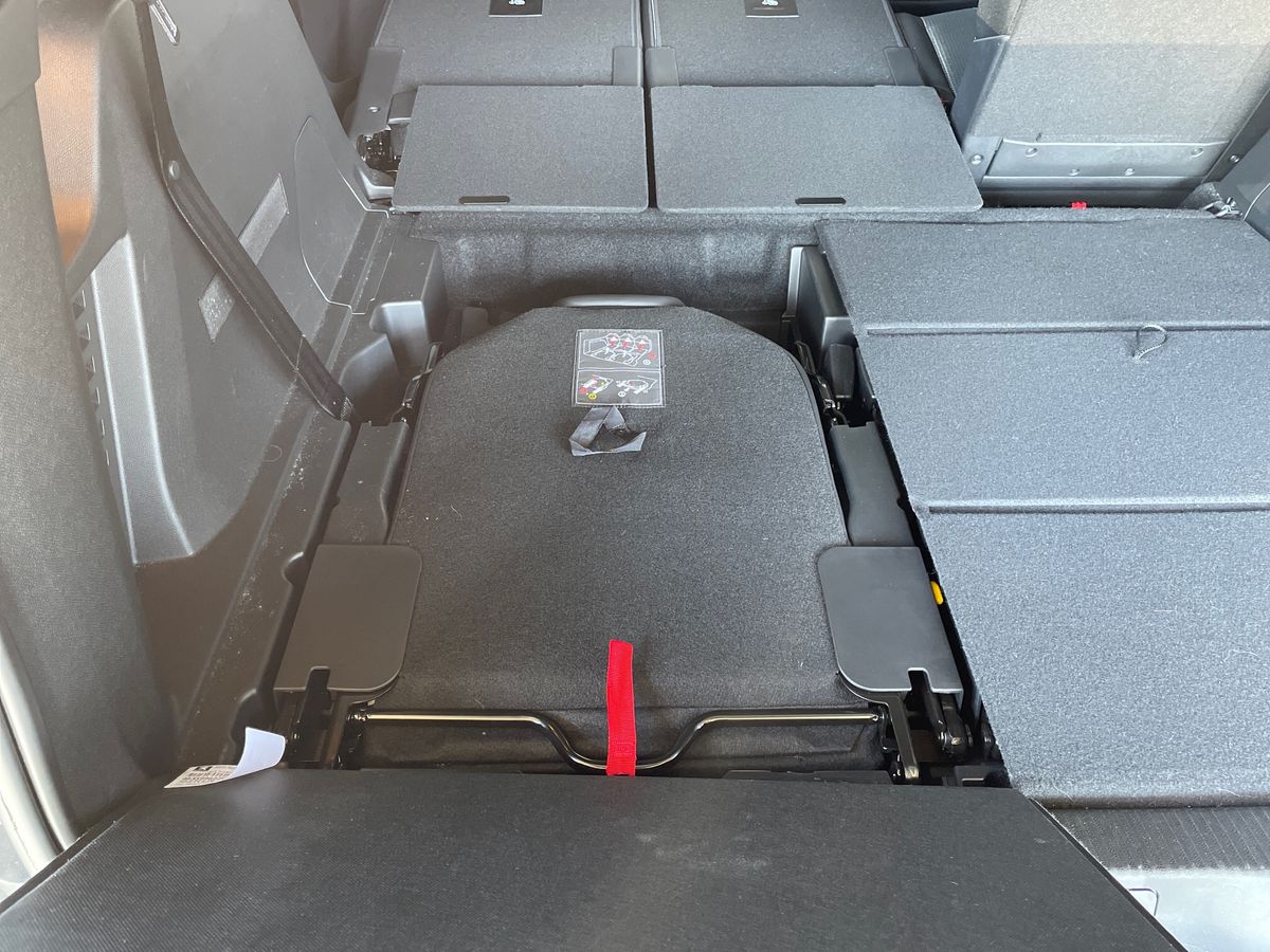 Used Peugeot 5008 2023 for sale - 78108565: Photo 37