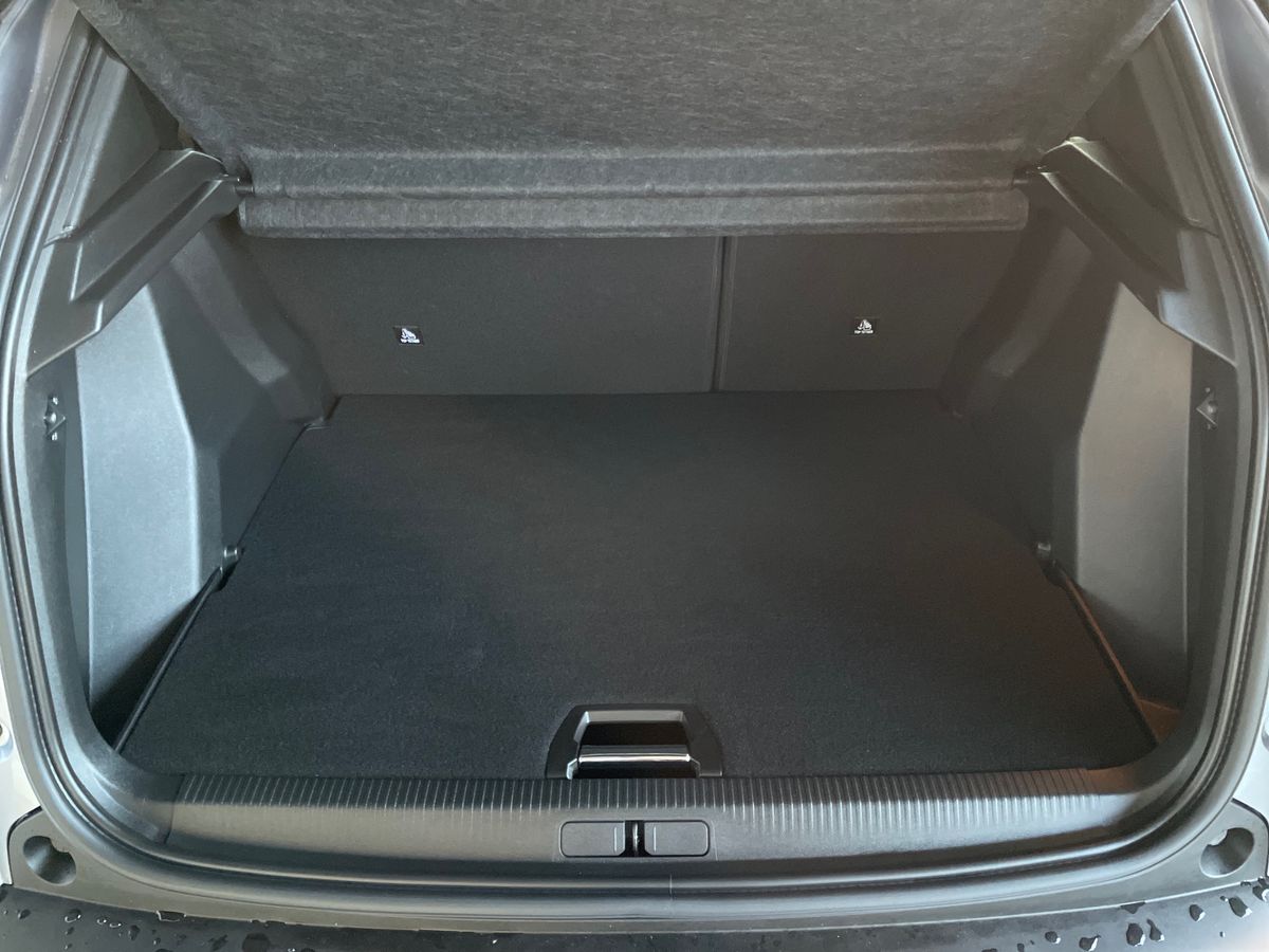 Used Peugeot 2008 2024 for sale - 76328002: Photo 17