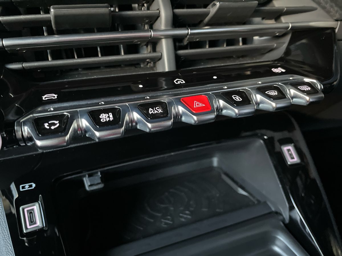 Used Peugeot 2008 2024 for sale - 76328002: Photo 40