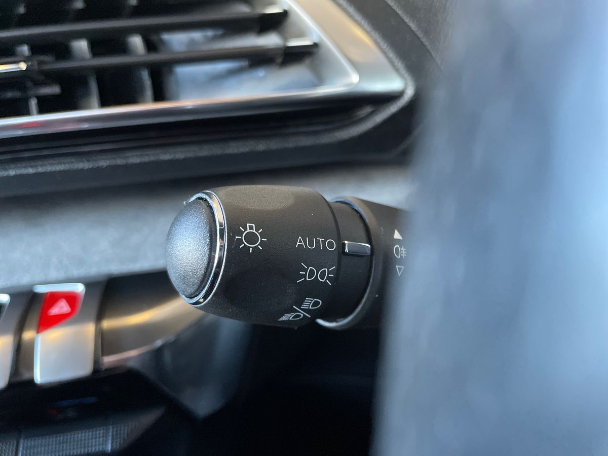 Used Peugeot 3008 2022 for sale - 78117710: Photo 42