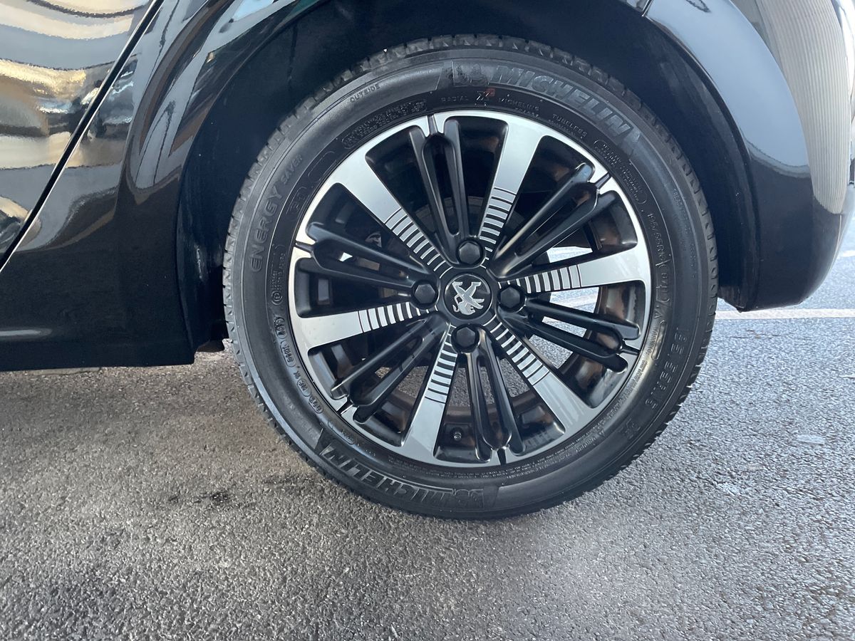 Used Peugeot 208 2019 for sale - 77012982: Photo 15