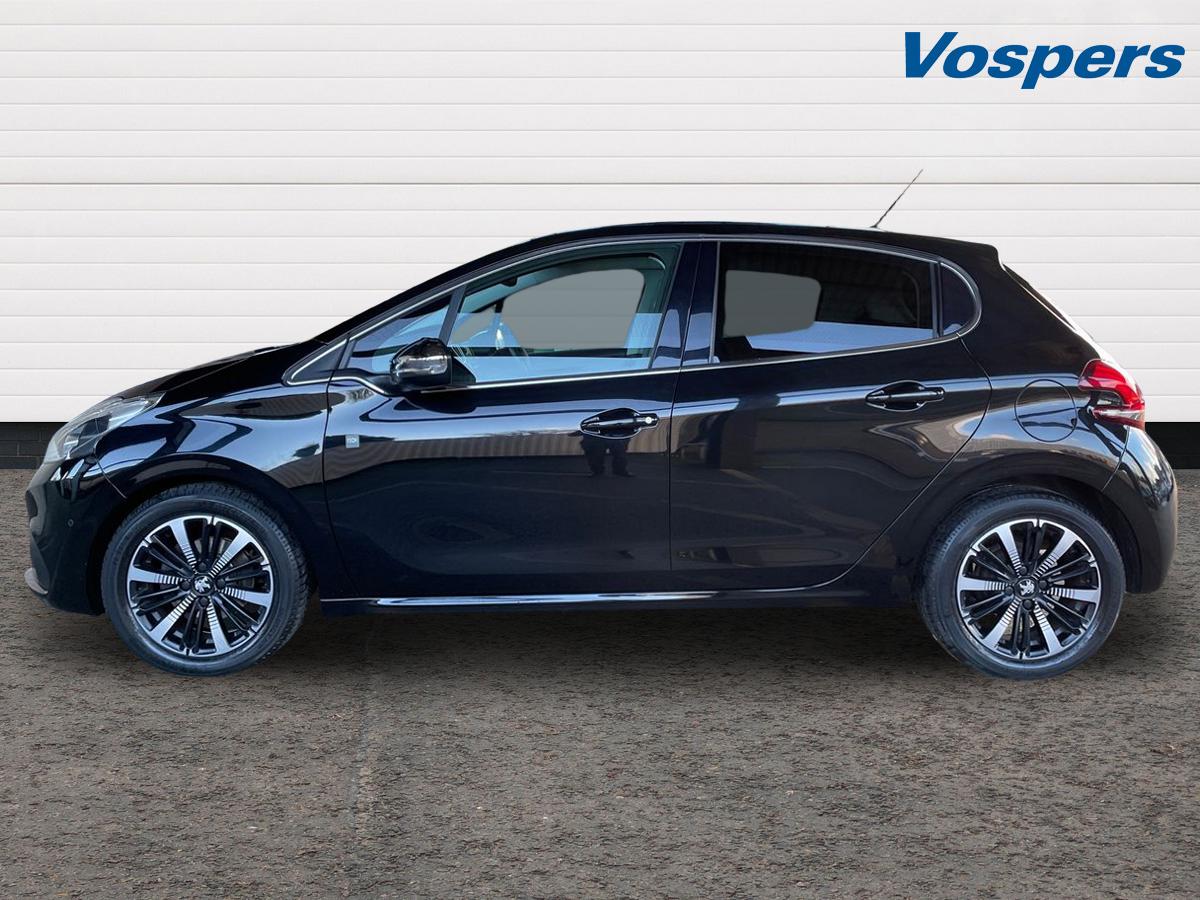 Used Peugeot 208 2019 for sale - 77012982: Photo 5