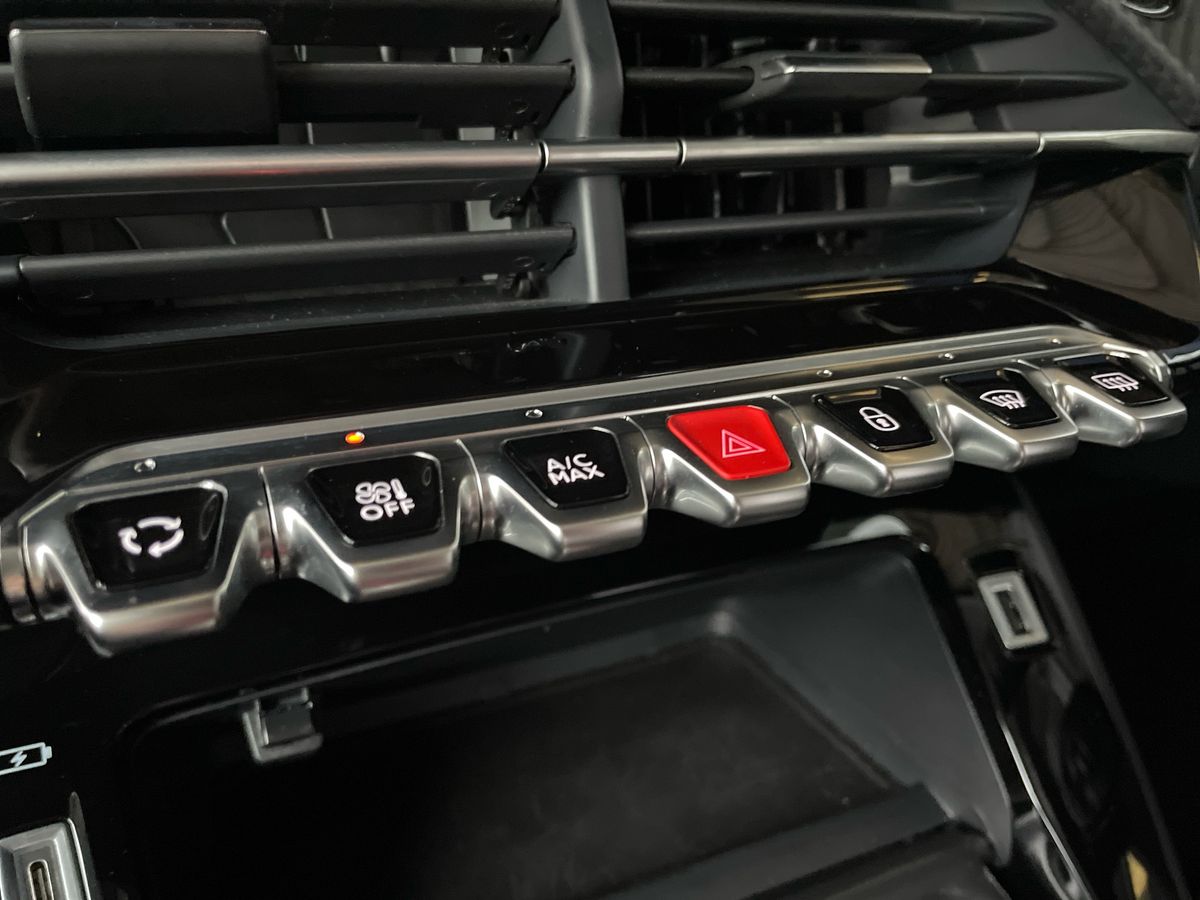 Used Peugeot 208 2023 for sale - 76493966: Photo 40