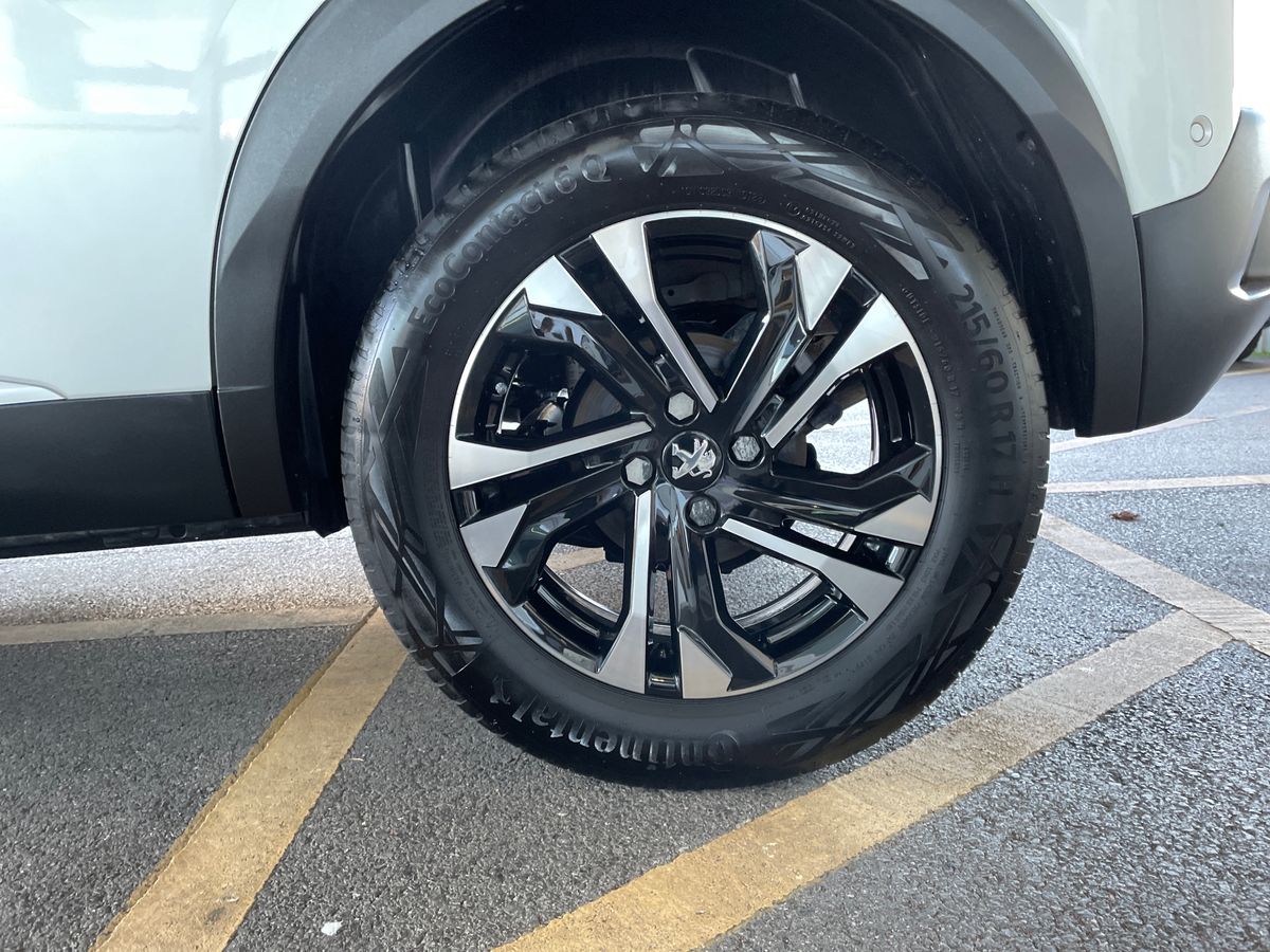 Used Peugeot 2008 2023 for sale - 76355210: Photo 15