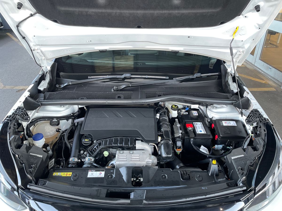 Used Peugeot 2008 2023 for sale - 76355210: Photo 33