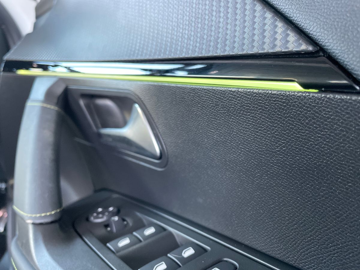 Used Peugeot 2008 2023 for sale - 76355210: Photo 38