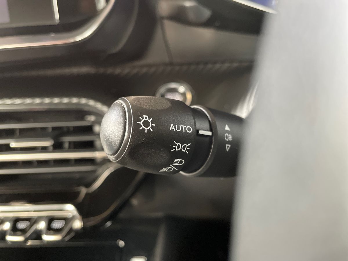 Used Peugeot 2008 2022 for sale - 77778331: Photo 37