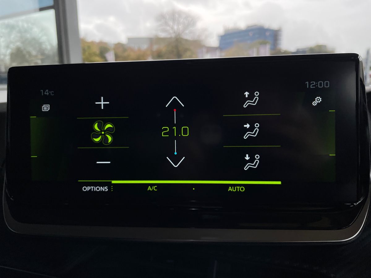 Used Peugeot 208 2022 for sale - 76870252: Photo 26