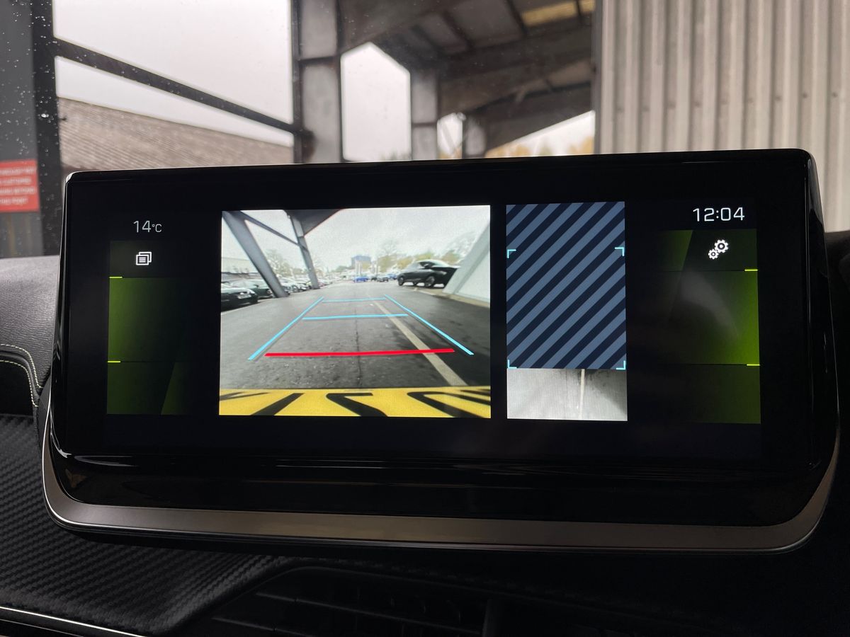 Used Peugeot 208 2022 for sale - 76870252: Photo 42