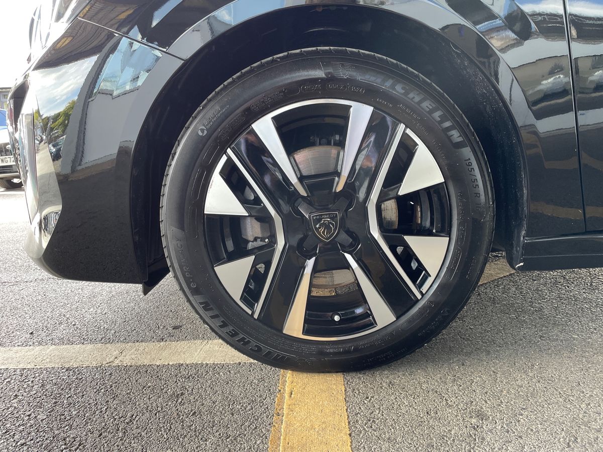 Used Peugeot 208 2024 for sale - 76869172: Photo 14