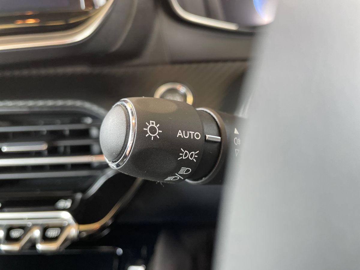 Used Peugeot 208 2024 for sale - 76869172: Photo 37