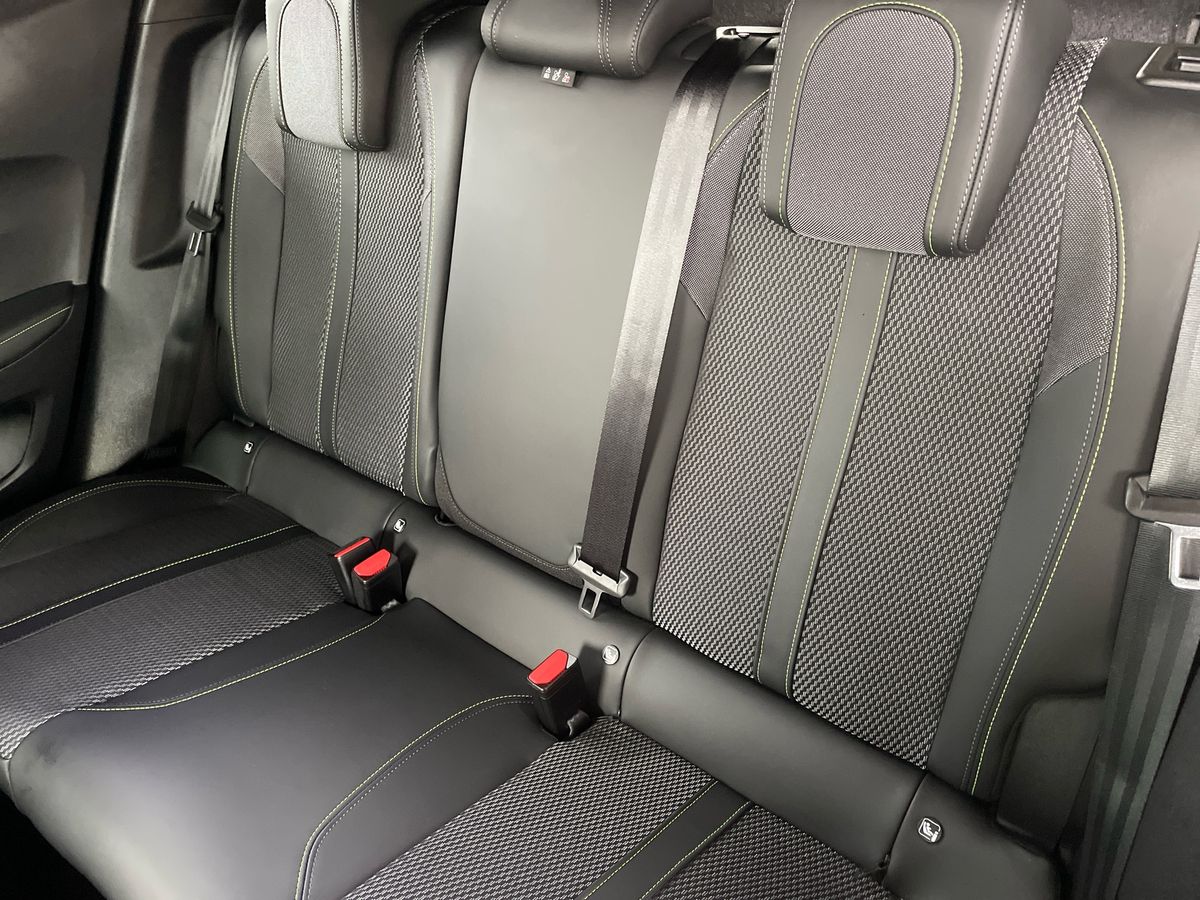 Used Peugeot 2008 2023 for sale - 76487438: Photo 28