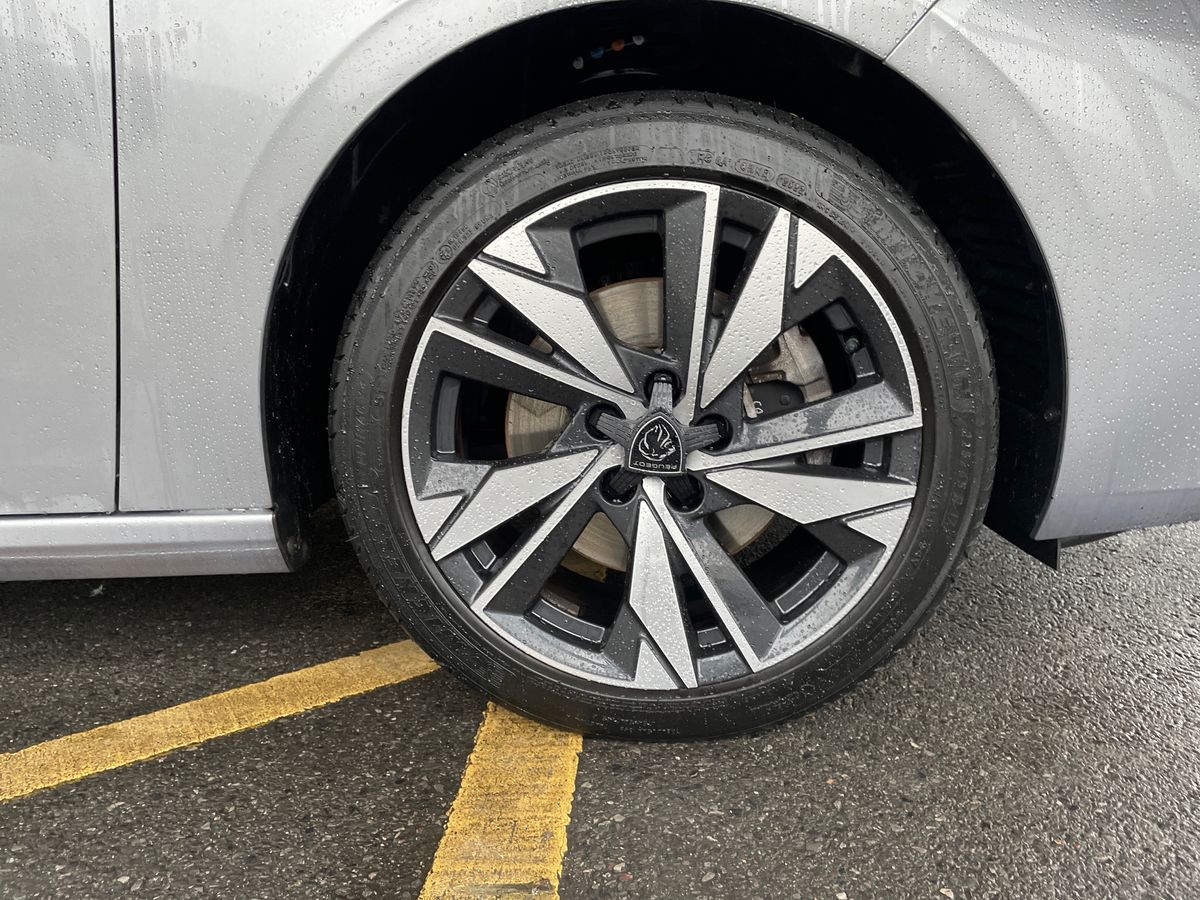 Used Peugeot 308 2022 for sale - 76984033: Photo 13