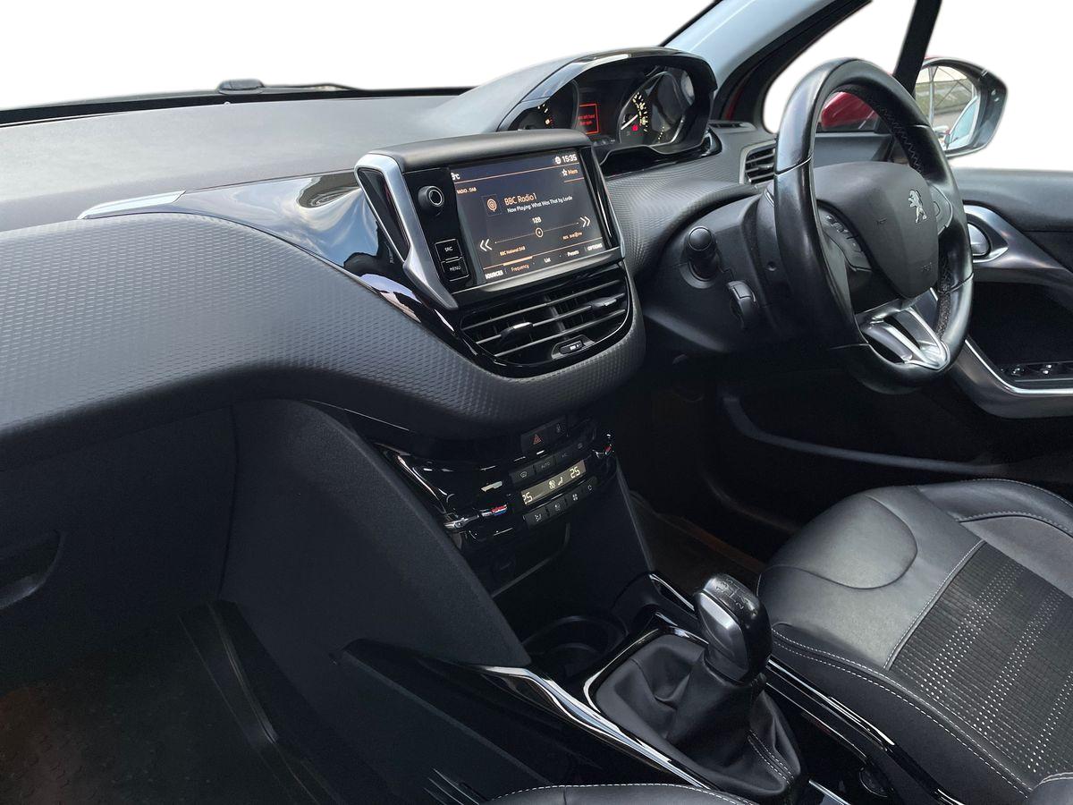 Used Peugeot 2008 2019 for sale - 76999437: Photo 18