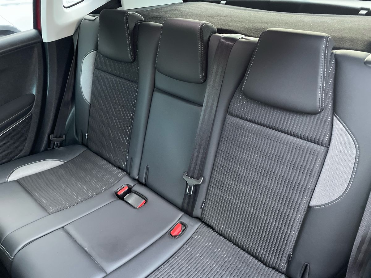 Used Peugeot 2008 2019 for sale - 76999437: Photo 28