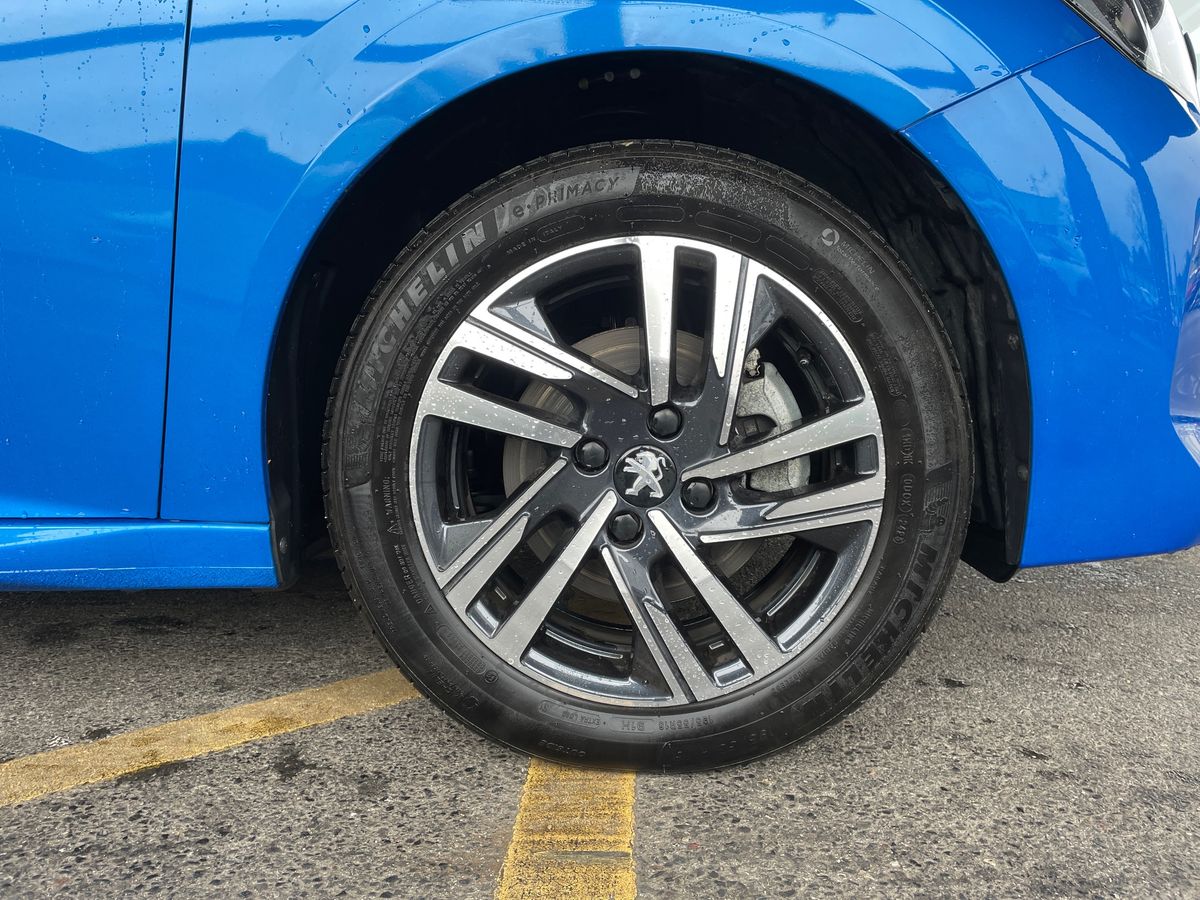 Used Peugeot 208 2023 for sale - 76873963: Photo 13