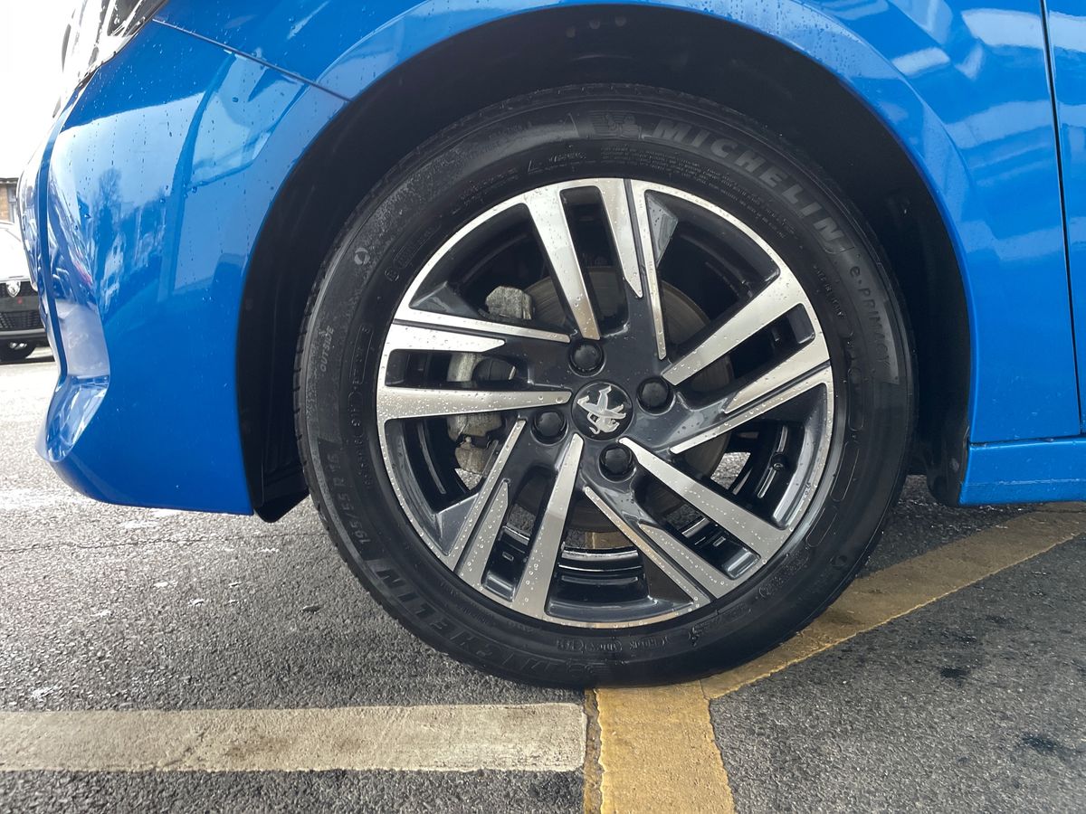 Used Peugeot 208 2023 for sale - 76873963: Photo 14