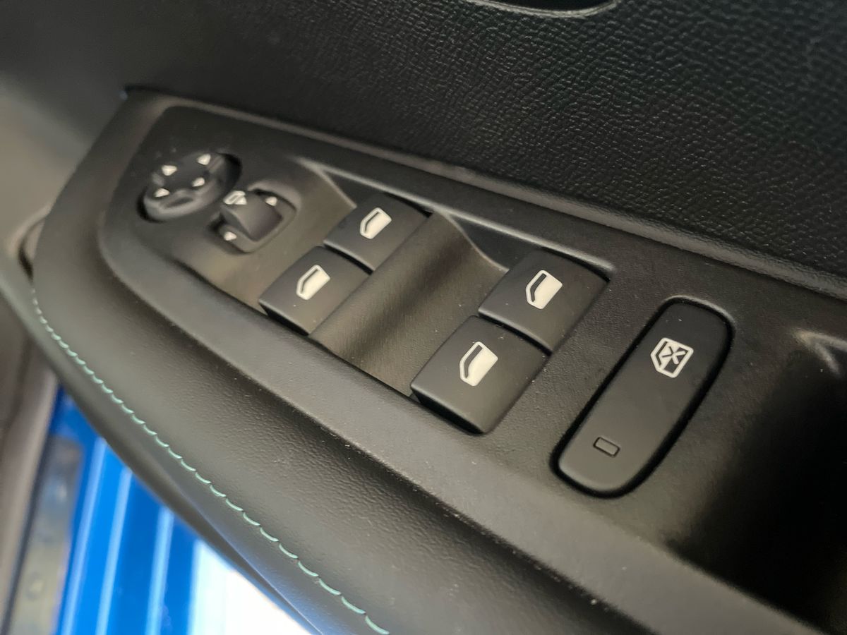 Used Peugeot 208 2023 for sale - 76873963: Photo 24